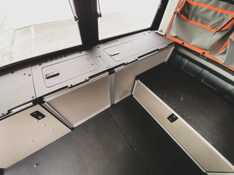Alu-Cab Alu-Cabin Toyota Tundra 2007-2021 2nd and 2.5 Gen. - Middle Utility Module - 6'5" Bed
